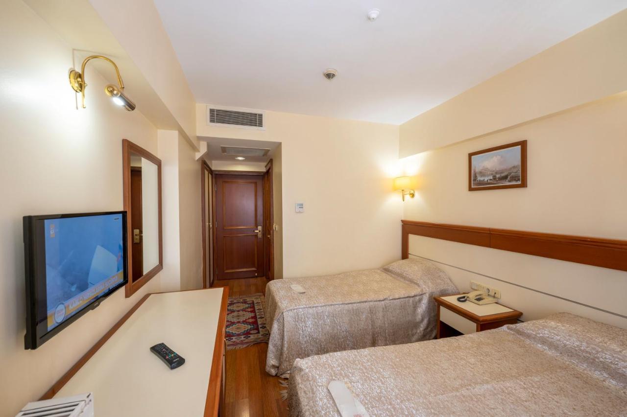 Hotel Erdal Istanbul Bagian luar foto
