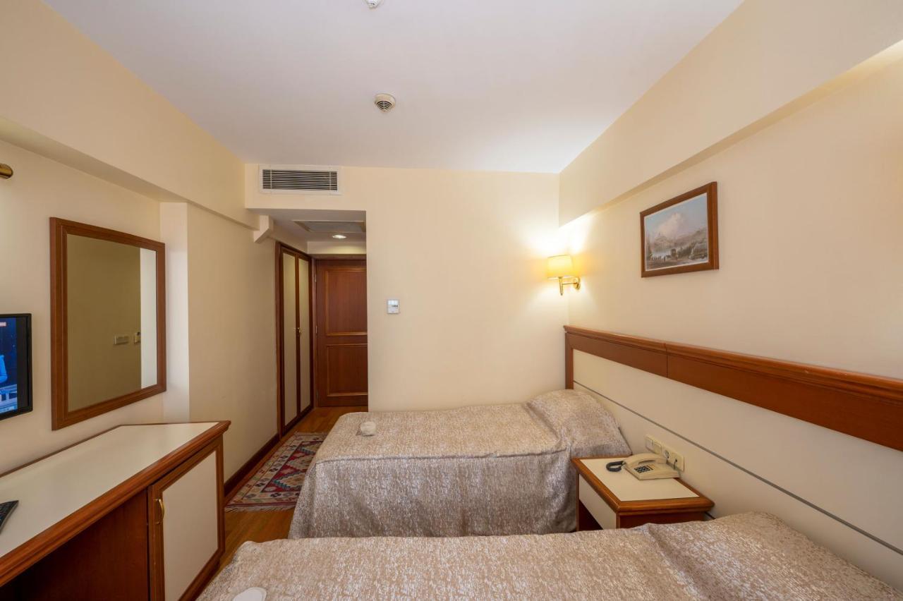 Hotel Erdal Istanbul Bagian luar foto